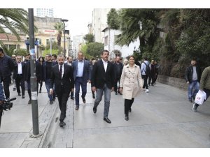 Esnaftan Zeybekci’ye: “Kemeraltı’nı kurtar başkanım”