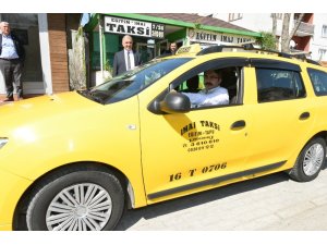 Cumhur İttifakı Yıldırım Belediye Başkan Adayı Yılmaz taksi şoförü oldu, projelerini anlattı
