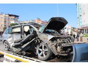 Antalya’da trafik kazası: 1 ölü,3 yaralı