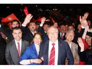 Cumhur İttifakı demokrasi mitinginde Tahir Ateş’le buluştu