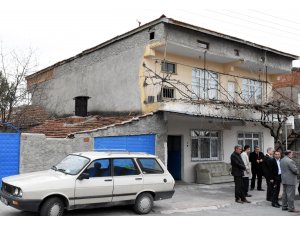 Öğrenciler ihtiyaç sahiplerinin yardımına koşuyor