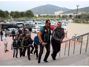 Göçmen kaçakçılığından 11 kişi adliyeye sevk edildi