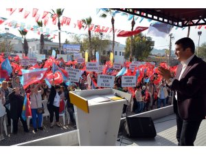 Mehmet Tosun’un mitingi yoğun ilgi gördü
