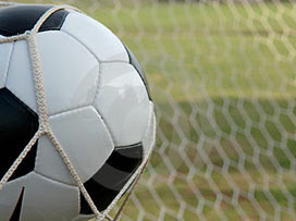 Pro Evolution Soccer 2011 duyuruldu!