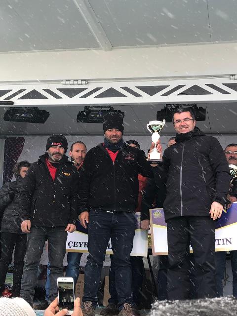 Başkan Beyşehirli şampiyon off-road pilotunu kutladı