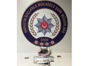 İncirliova’da 10 adrese uyuşturucu baskını