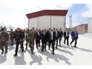 Bakan Yardımcısı İnce Özel Harekat'ta incelemelerde bulundu