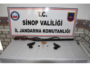 Tarihi eser kaçakçıları yakalandı