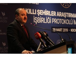 Sanayi ve Teknoloji Bakanı Varank, Bilişim Vadisi’nde müjdeyi verdi