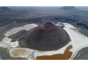 8 bin yıllık doğal güzellik: Meke Gölü