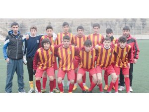 Evkur Yeni Malatyaspor U15 takımı art arda ikinci kez finallerde