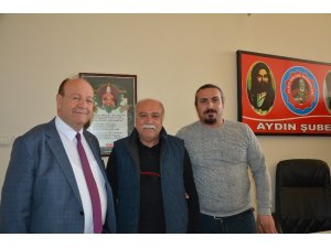 Başkan Özakcan esnaf ziyaretlerini sürdürüyor