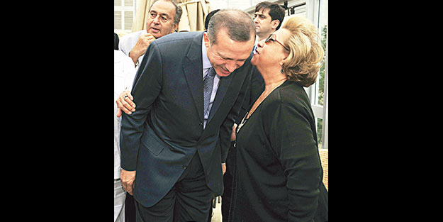 Cumhur’a bir destek de Semra Özal’dan