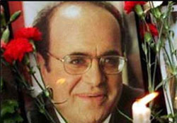 Babamı öldüren İslamcılar değil..