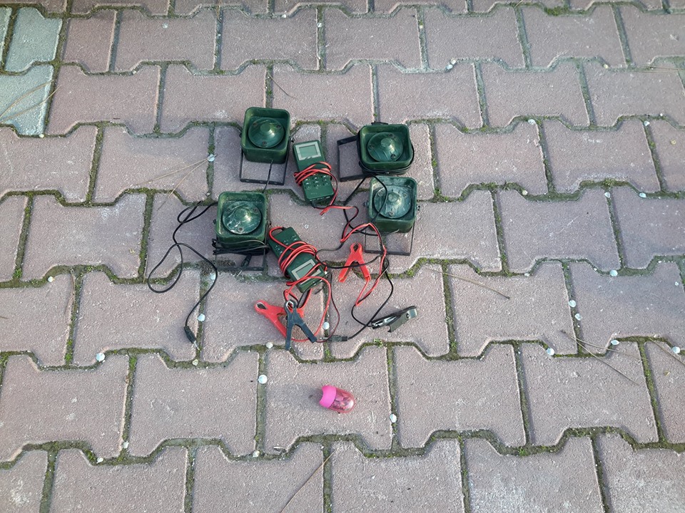 Avda kullanılması yasak ses cihazları ele geçirildi