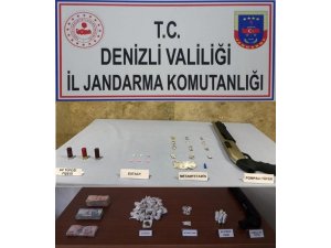 Jandarmadan uyuşturucu operasyonu: 5 tutuklama