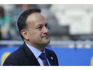 İrlanda Başbakanı, Makron ve Merkel ile Brexit’i görüşecek