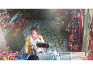 Hunharca öldürülen Minik Zeynep ölmeden önce güvenlik kameralarına yansıdı