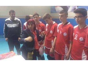 Kayseri Voleybol karması, Analig’de Türkiye finaline kaldı