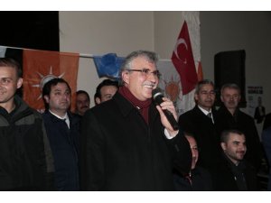 Yüce, Sakarya Ağasar Şalpazarlılar Derneği üyeleriyle bir araya geldi