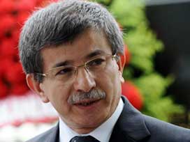 Davutoğlu: Biz ülkeleri 2'ye ayırmıyoruz
