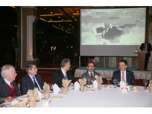 Bakan Pakdemirli "baba dostlarıyla" buluştu
