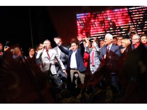Ahmet Aras’la Turgutreis’te yer yerinden oynadı
