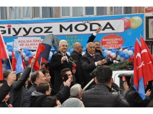 Afyonkarahisar AK Parti’den sevgi yürüyüşü