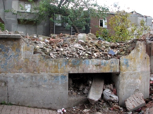 Çumra'da evler yıkılıyor