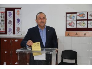 Dışişleri Bakanı Çavuşoğlu oyunu Alanya’da kullandı