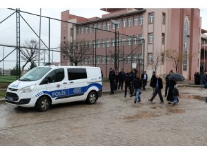 Diyarbakır’da muhtar adayları arasında kavga: 2 yaralı
