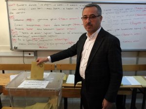 Muhtarlar başkan adayı Güngör’den oy istedi