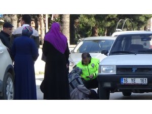 Oy kullanmaya giderken araba çarptı
