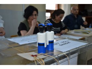 Ülkenin doğusunda sandıklar kapandı, oy sayma işlemi başladı