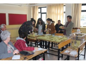 Marmaris’te oy sayma işlemi başladı