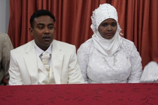 Somalili gençler evlendirildi
