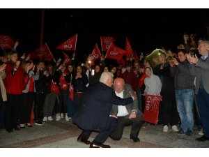 Gürün ve Gümüş meydanda Zeybek oynadı