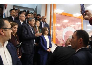 Gaziantep'te seçim kutlaması