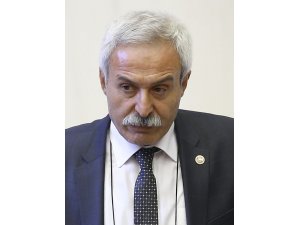 Diyarbakır Büyükşehir Belediye Başkanlığını kesin olmayan sonuçlara göre, HDP adayı Adnan Selçuk Mızraklı kazandı