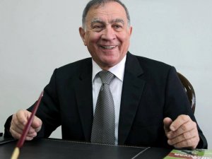 Seyhan Belediye Başkanı Akif Kemal Akay oldu