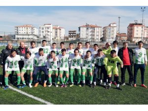 Yeşilyurt Belediyespor ve Kale Gençlerbirliği, U17 Türkiye Şampiyonasına katılacak