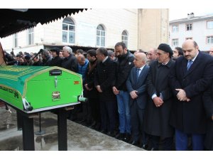 Dölekli son yolculuğuna uğurlandı
