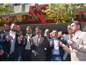 Başkan Çelik dualarla makamına çıktı