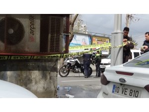 Benzin döküp kendini yakmaya kalkıştı, vatandaş kurtardı