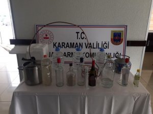 Jandarmadan kaçak alkol operasyonu: 2 gözaltı