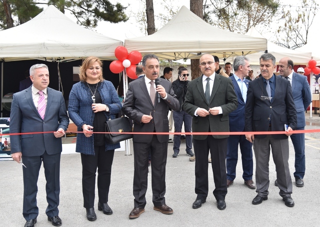 Alparslan Ortaokulu'nda TÜBİTAK Açılışı yapıldı