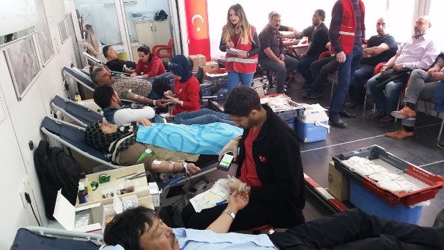 Kulu’da kan bağışına yoğun ilgi