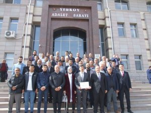 Yılmaz, mazbatasını aldı