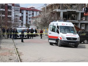 Tartıştığı eniştesini tüfekle bacağından vurarak yaraladı