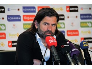 Üzülmez: "Bizim için çok zor bir gece oldu"